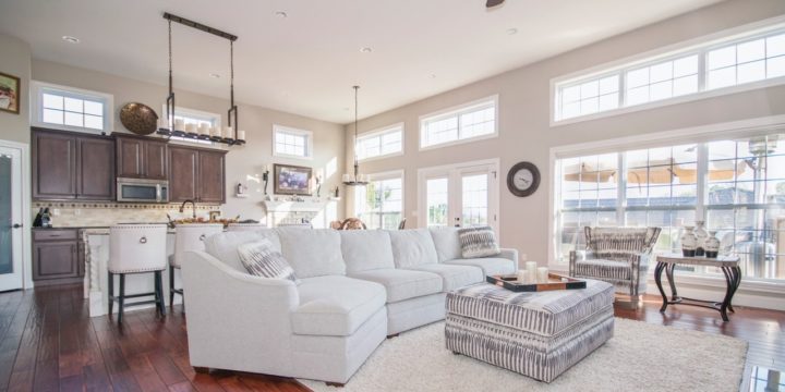 6 Tips to Help You Totally Declutter Your House This Weekend